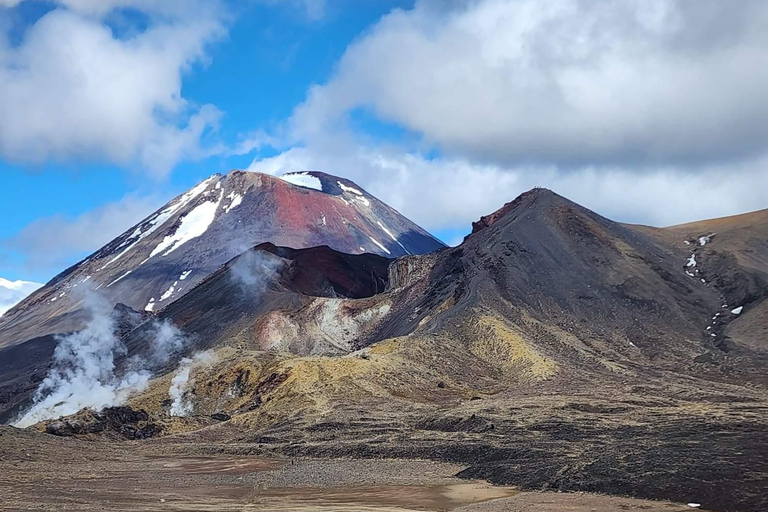 Attraversamento del Tongariro a senso unico da Ketetahi Secure Park n RideAttraversamento di Tongariro a senso unico da Ketetahi Secure Park n Ride