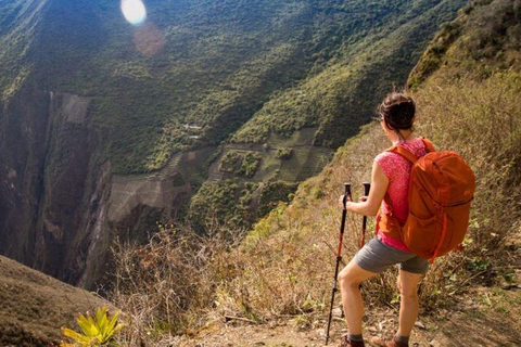 Choquequirao la Ciudad Inca Olvidada | 5D - Cabañas |