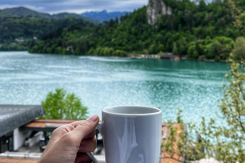 Ljubljana: Lake Bled, Bohinj, and Jasna Day Trip