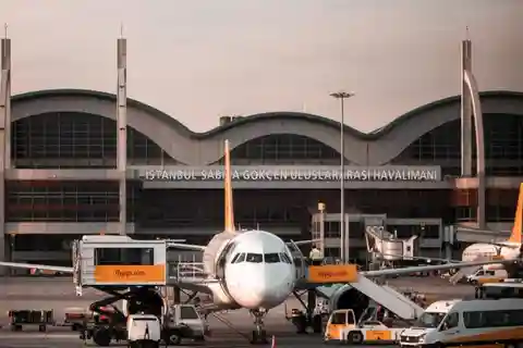 Istanbul flygplats (SAW): Skytteltrafik från/till stadens centrala delar