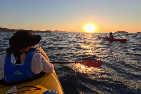Milos: Romantic Semi Private Sunset Kayaking Tours