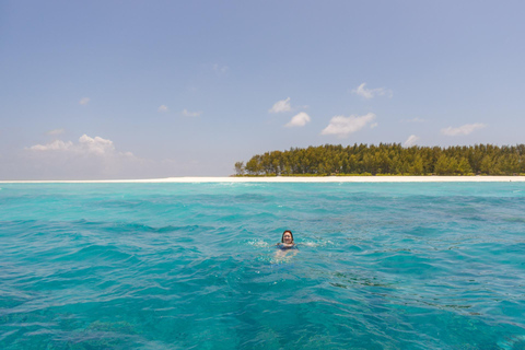Zanzibar: tour privato di Nakupenda e snorkelingZanzibar: tour privato del banco di sabbia di Nakupenda e snorkeling