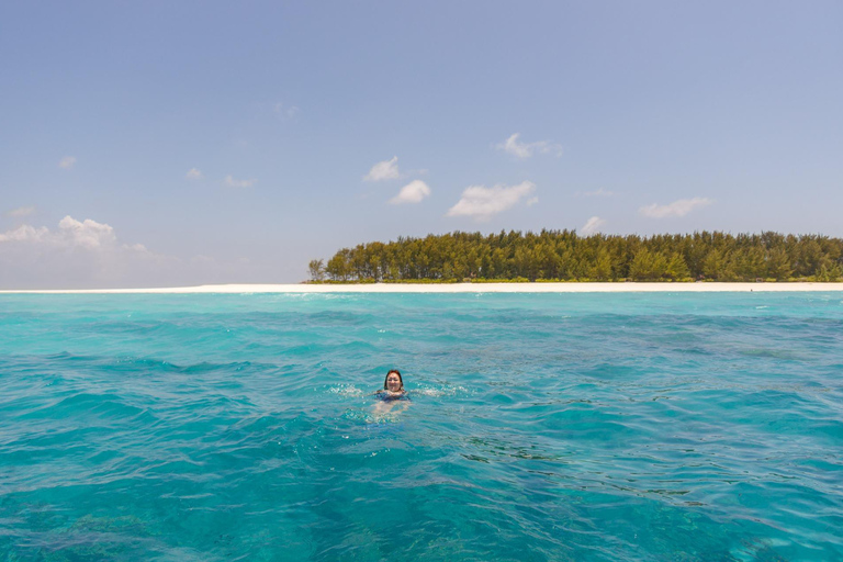 Zanzibar: tour privato di Nakupenda e snorkelingZanzibar: tour privato del banco di sabbia di Nakupenda e snorkeling