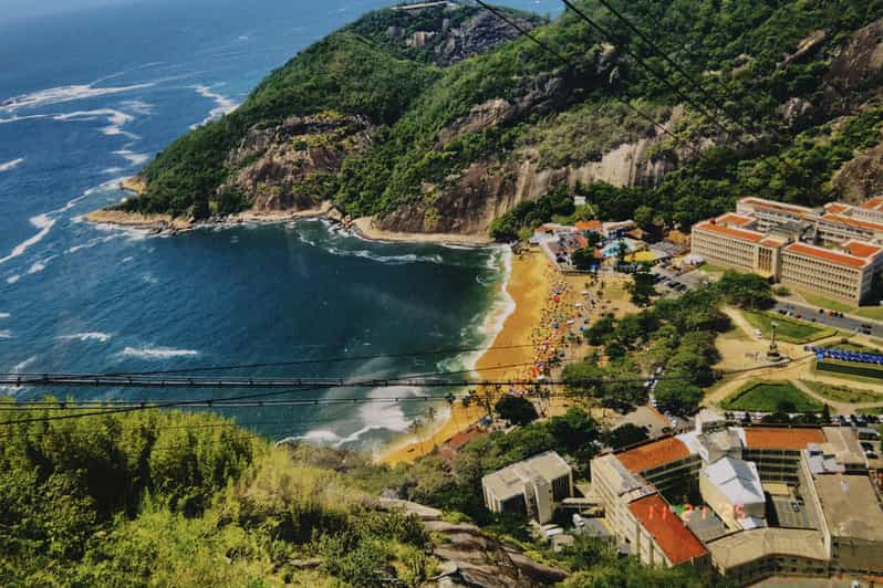 Rio de Janeiro: caminhada no Morro da Urca, bondinho e passeio na praia