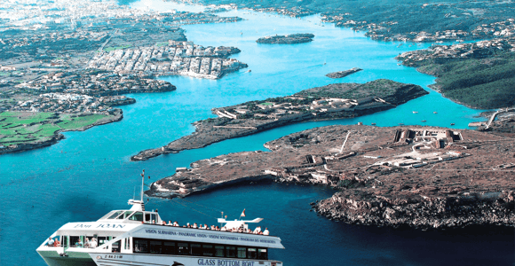 Menorca: Besuch in Mahón mit Bootsfahrt durch den Hafen von Mahón
