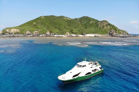Okinawa:Naha:Kerama Island Experience １Dive and Snorkeling
