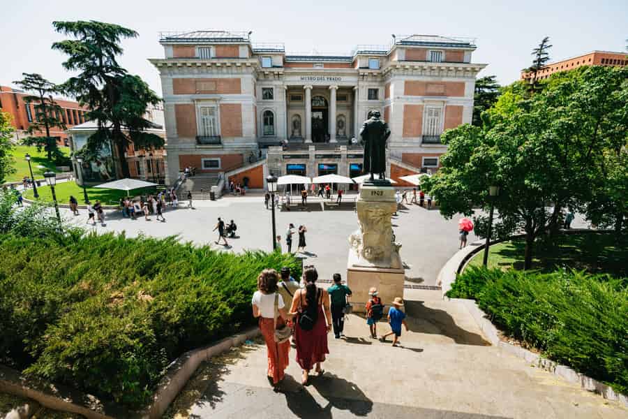 Madrid: Museo del Prado mit optionaler Tapas-Verkostung oder E-Bike-Tour. Foto: GetYourGuide Madrid: Museo del Prado mit optionaler Tapas-Verkostung oder E-Bike-Tour. Foto: GetYourGuide