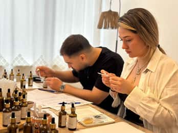 Stare Miasto w Antalyi: warsztaty perfumiarskie w Antalyi z ponad 90 esencjami
