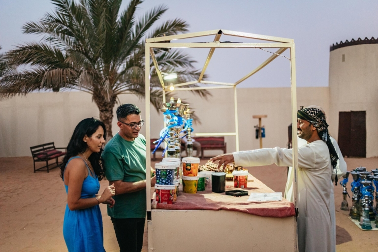 Dubai: Extreme Wüsten-Safari, Sand-Boarding & Camp GrillenWüstensafari mit Abendessen - Privatfahrzeug & VIP-Tisch