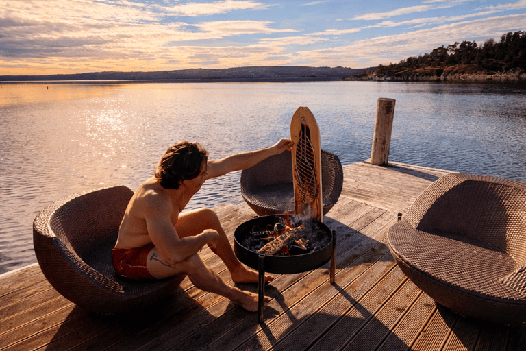 Oslo: Malmøya Island Salmon Grilling Workshop & Jacuzzi