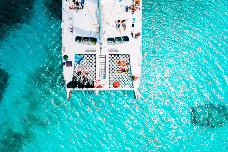 Mauritius: Ile aux Cerfs Catamaran Lagoon Experience + BBQ