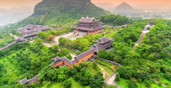 From Hanoi: Bai Dinh, Trang An and Mua Cave Day Trip