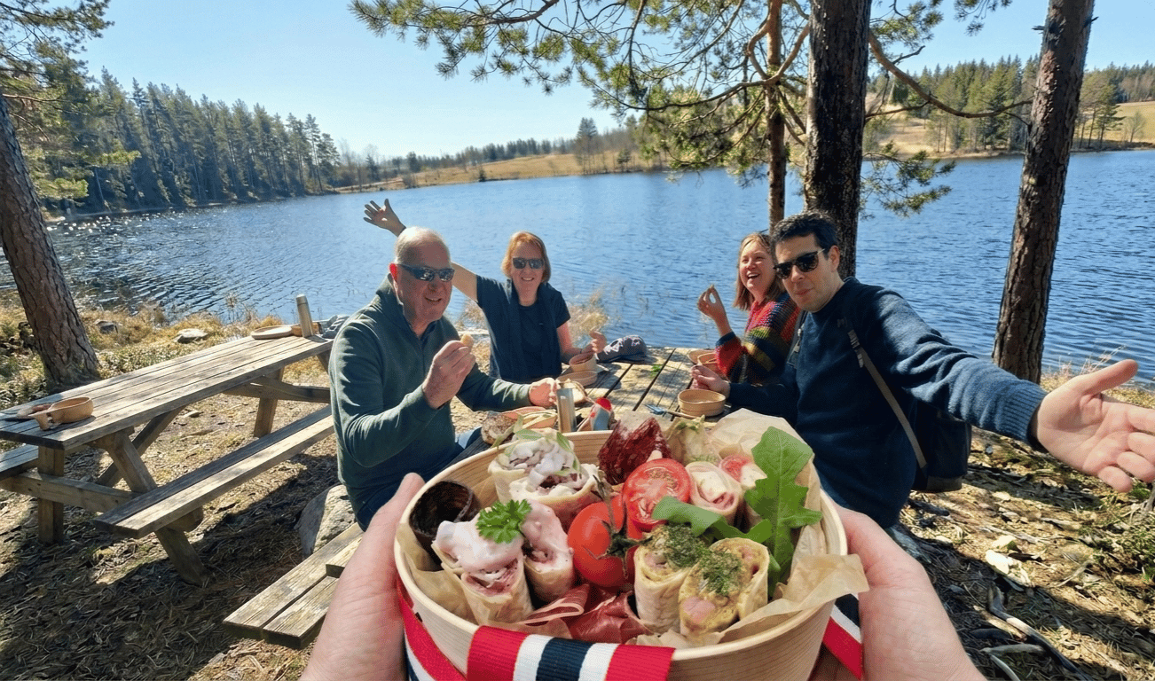 Oslo: Ultimative nordische Foodtour: Einheimischer Koch & Waldfestmahl