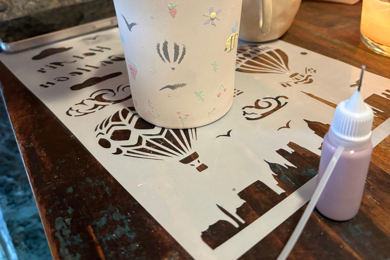 Bilbao: Pinta sobre cerámica en el único ceramicafé de la ciudad