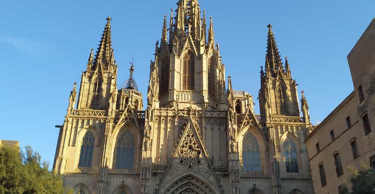 Barcelona: Gothic Quarter & El Born Hidden Gems Walking Tour | GetYourGuide