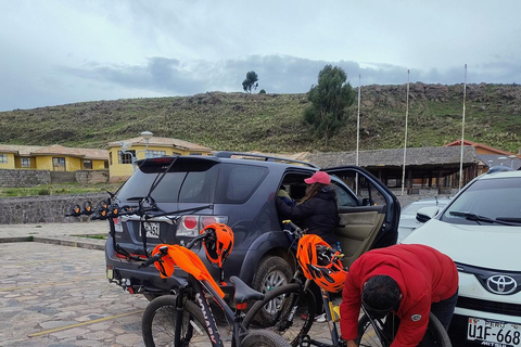 Puno: Sillustani Tombs, Bike Tour - History and Nature