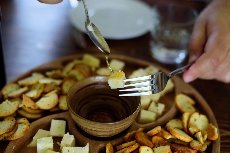 Rare Grape & Wine Tasting Experience at MOONQ