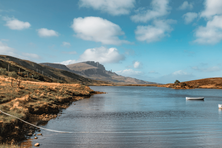 Isle of Skye rijtoer vanuit Portree met een APPVanuit Portree: Dagvullende Isle of Skye zelf rijden met gids