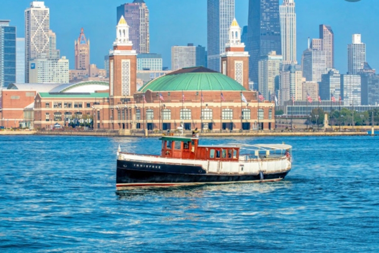 Chicago River: Historic Small Boat Architecture River Tour