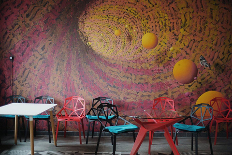 Chișinău: ATU Urban Winery Tour & Wine Painting Workshop