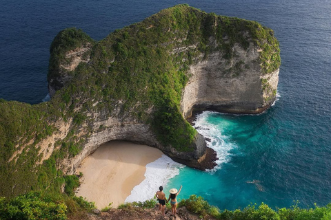 Bali: Nusa Penida Full-Day Tour with Waterfall Package