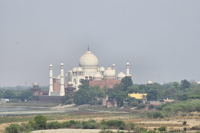 private guided tour Skip the line Taj Mahal tour private guided taj mahal tour skip the line