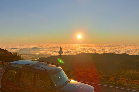 Von 0 bis 1818 Meter zum Pico do Arieiro Sonnenaufgang