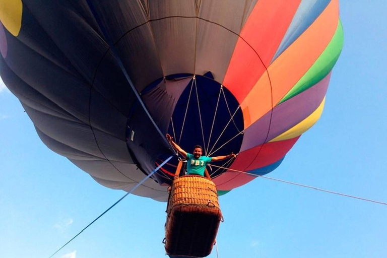 Balloon Flight Over Peru's Spectacular Landscapes