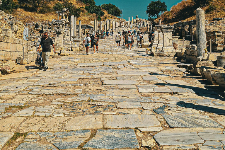 Ozdere: Premium Ephesus & Mary's House Tour with Lunch Ozdere: SMALL GROUP EPHESUS (tickets and lunch excluded)