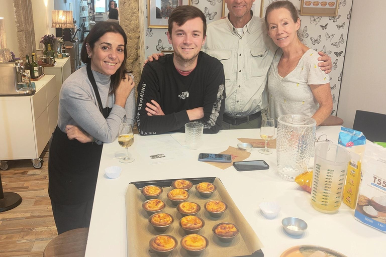 Porto: Laboratorio di pasticceria Pastel de Nata