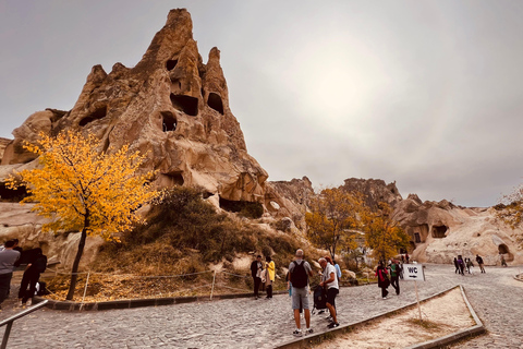 ¡Excursión de 2 días a Capadocia con almuerzo!Excursión de 2 días a Capadocia con almuerzo y entradas