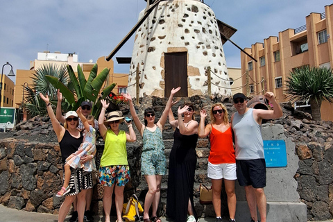 Corralejo: passeio a pé com degustação de produtos locaisCorralejo: Passeio a pé com degustação de produtos locais