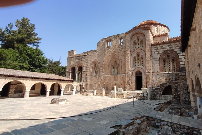 Ancient Corinth & medieval orthodox monasteries tour