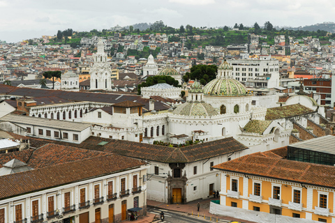 Quito: Airport Transfer and City Highlights Tour