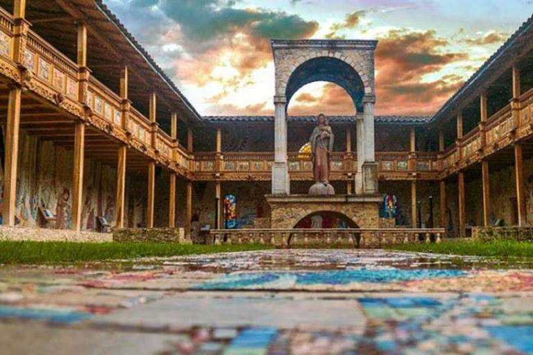 Cajamarca: Polloc Art Route & Pampa de la Culebra Tour Cajamarca: Polloc & Pampa de la Culebra – Spanish Guide