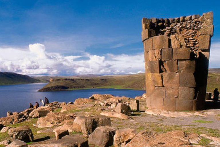 Excursie naar de chullpas van Sillustani: Mysterieuze begraafplaats