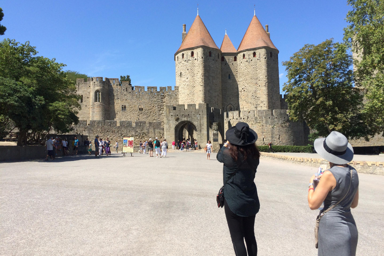 Van Toulouse Cite de carcassonne en wijnproeverij