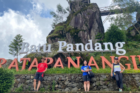 يوجياكارتا: رحلة نهارية لشروق الشمس في هضبة دينغ ومزارع الشايمن بوروبودور: رحلة خاصة إلى هضبة دينغ 