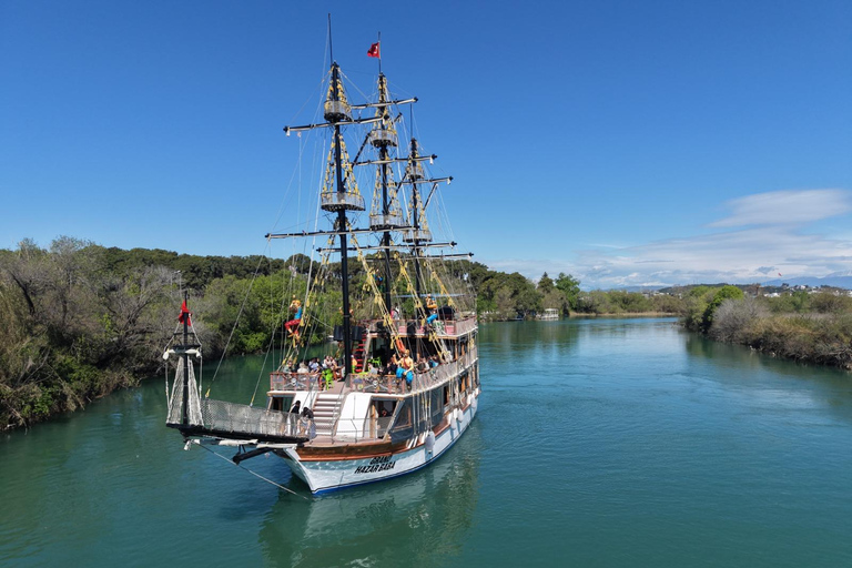Side: Dolphin Island Boat Tour with Lunch & Unlimited Drinks Dolphın Island Boat Tour No Transfer