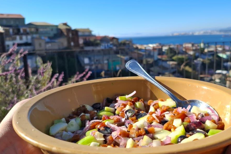 Explore Valparaíso: Take a walk, taste and discover