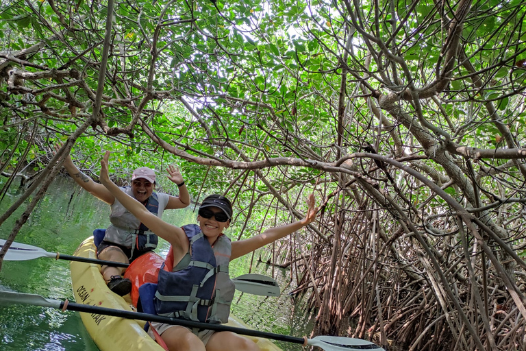 Cancun: excursion de 3 heures en kayak dans la lagune de Nichupte