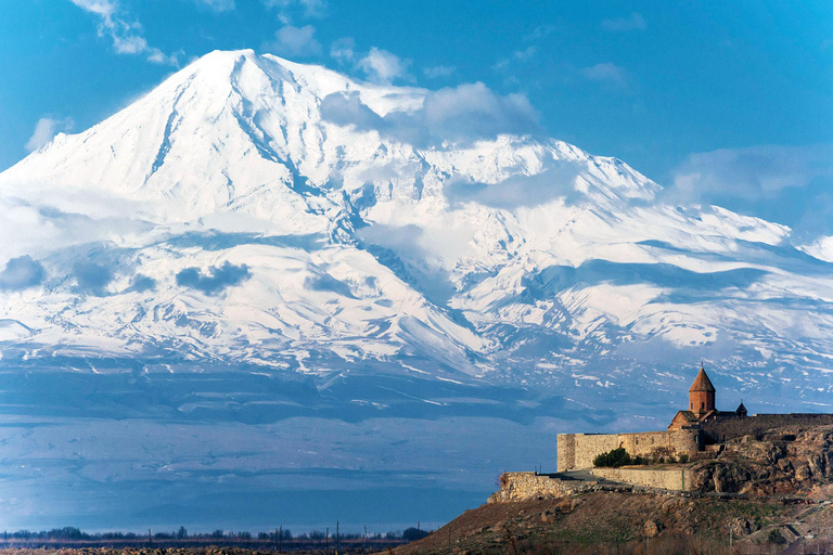 Yerevan: Khor Virap, Noravank, Areni & Jermuk Tour