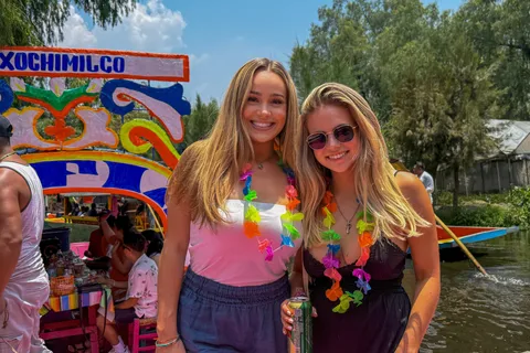 Mexico City: Xochimilco Boat Party with Unlimited Drinks