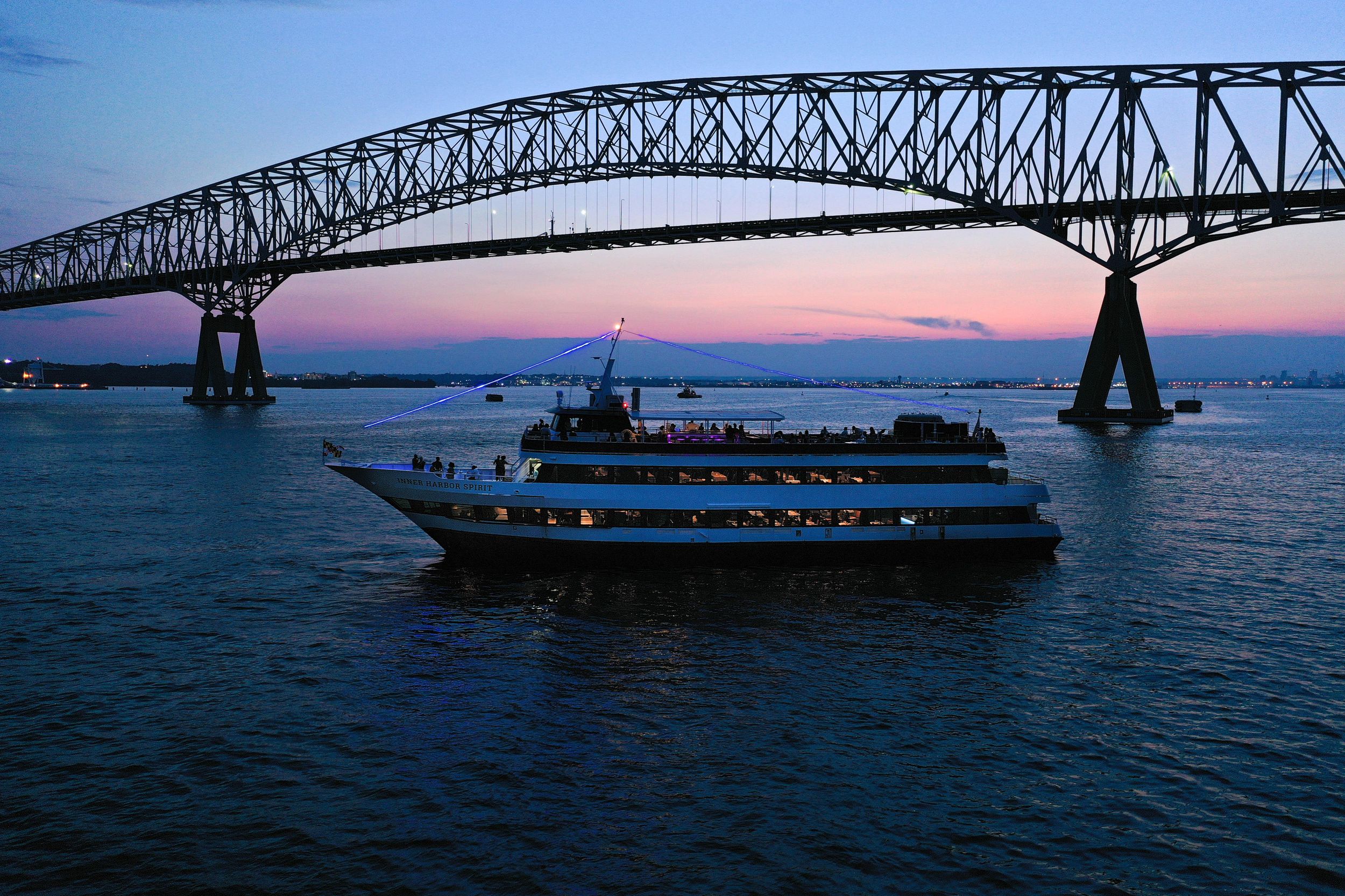 Stadtrundfahrten Baltimore: Brunch, Mittagessen oder Dinner Cruise