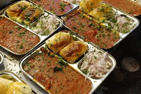 Découvrez la cuisine de rue de MumbaiExpérience privée Mumbai Street Food Tour