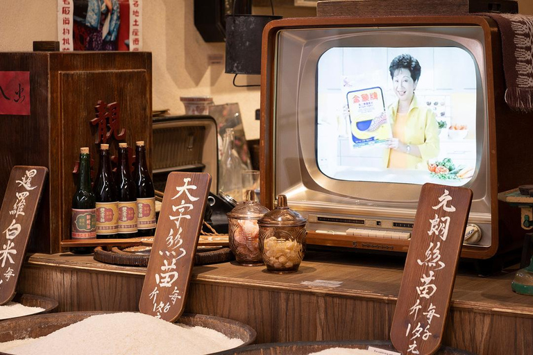 Hong Kong: Night Walking Tour, Tram Ride, & Victoria Peak