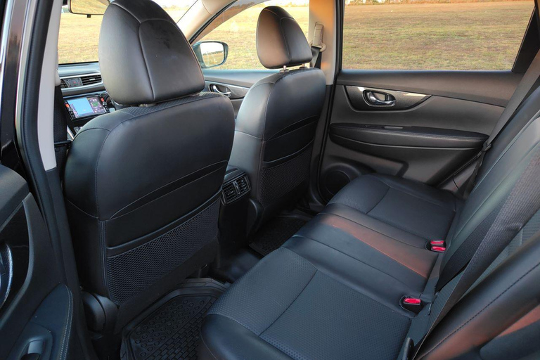 Prywatny SUV z międzynarodowego lotniska w Nadi do hoteluHotele w strefie 6: Obszar Denarau