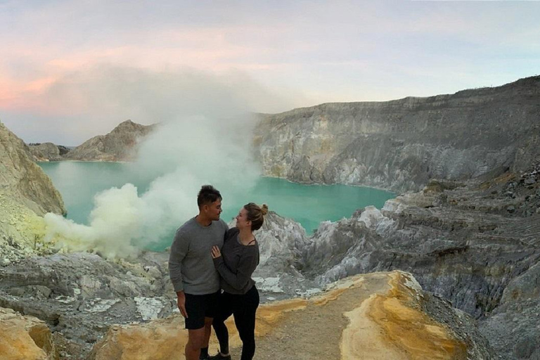 An Intimate Private Kawah Ijen Midnight Tour From Banyuwangi From Banyuwangi: Kawah Ijen Midnight Tour - Drop Banyuwangi