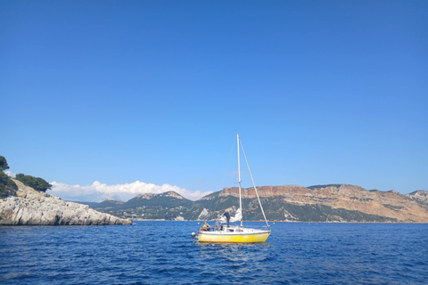 Cassis and Its Stunning Calanques, Marseille, Cap Canaille: Private Tour Marseille, Cassis, and Cap Canaille on a private tour with a local guide