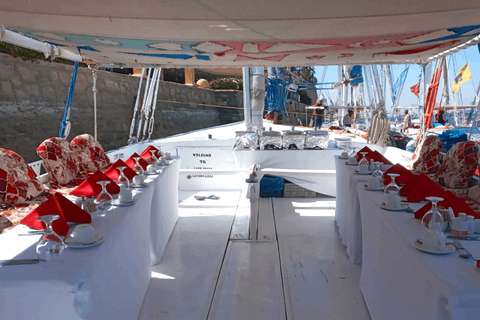 Aswan: Romantic Felucca Lunch & Island Views with transfers.